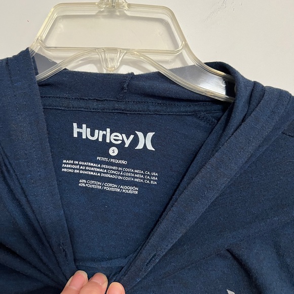 Hurley lightweight pullover hoodie.  Men’s size small. Good used condition. - Picture 3 of 5